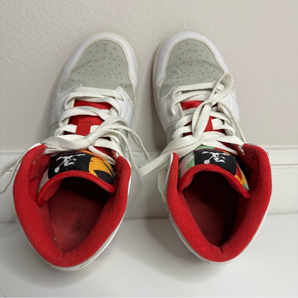 Air Jordan 1 mid ‘Hare Jordan’ GS Kids size 6Y, Women’s size 8 - Picture 8 of 9